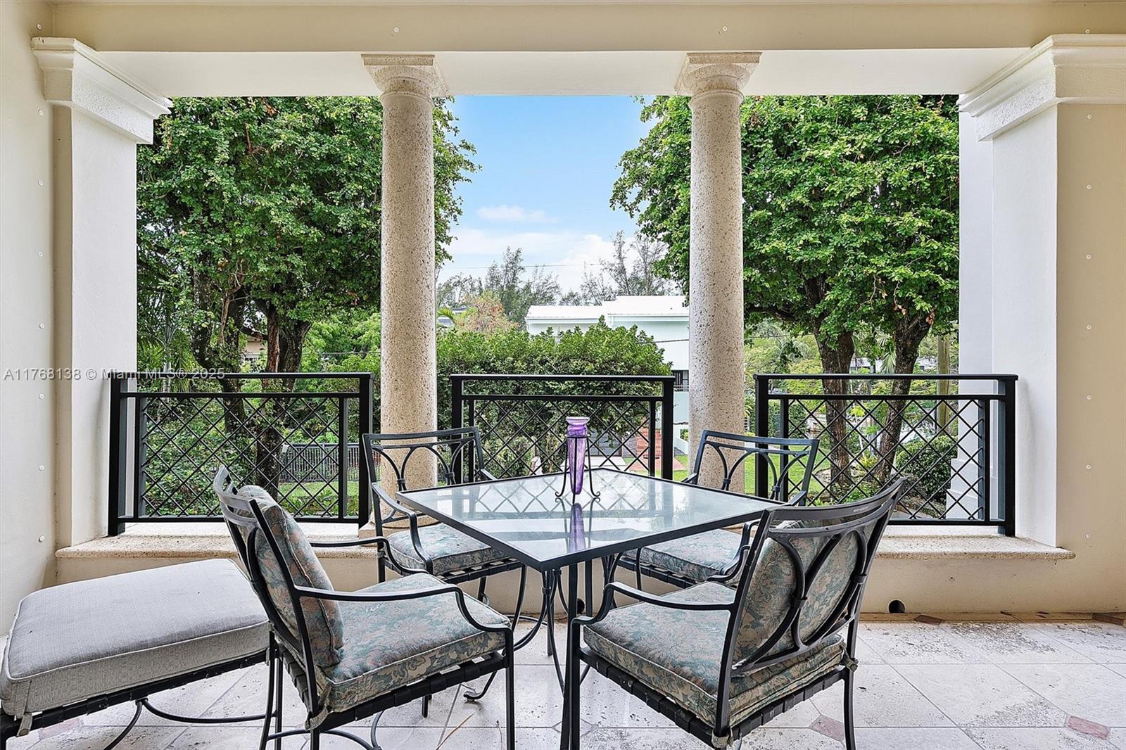 3504 Bayshore Villas Dr