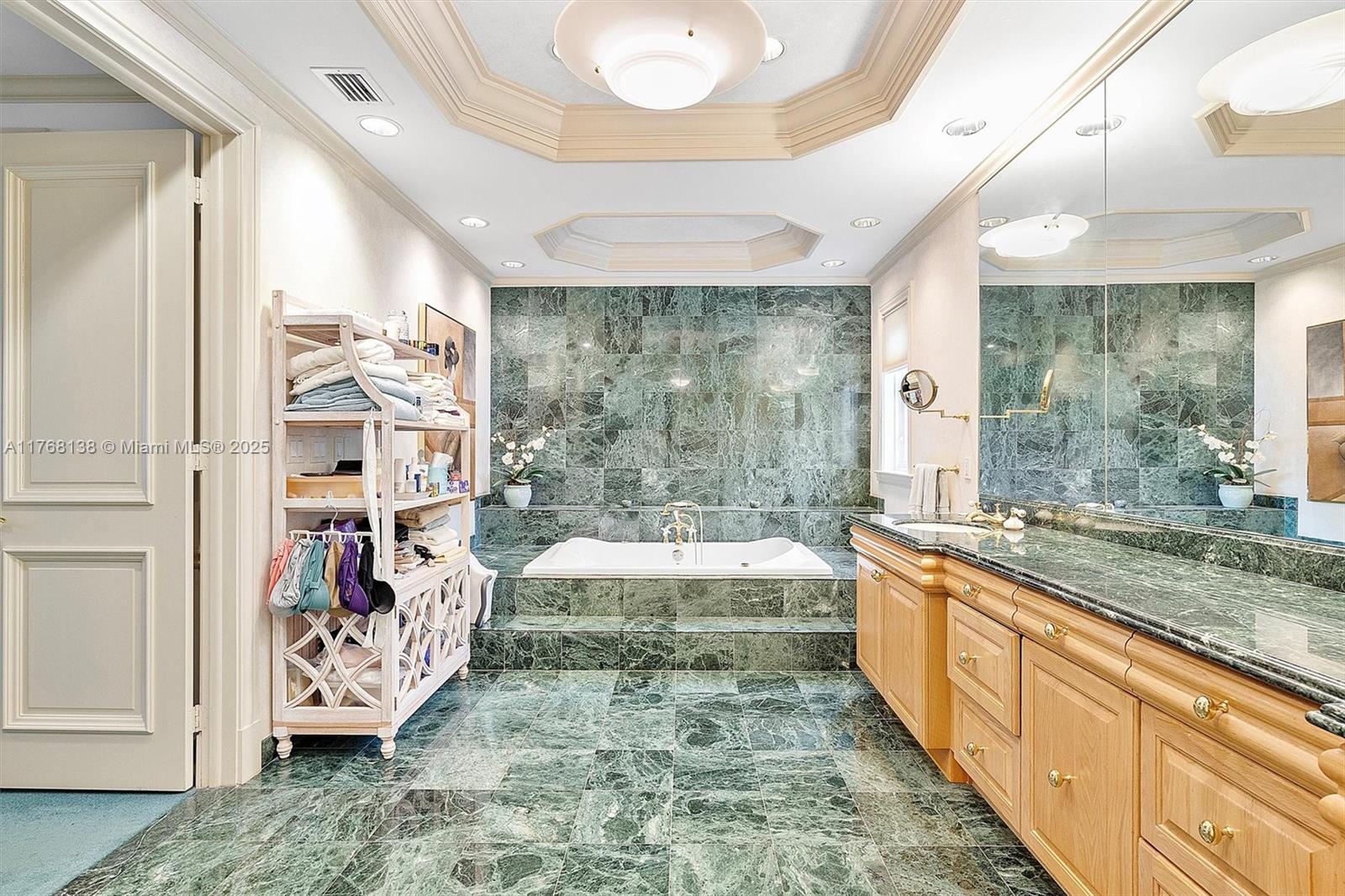 3504 Bayshore Villas Dr