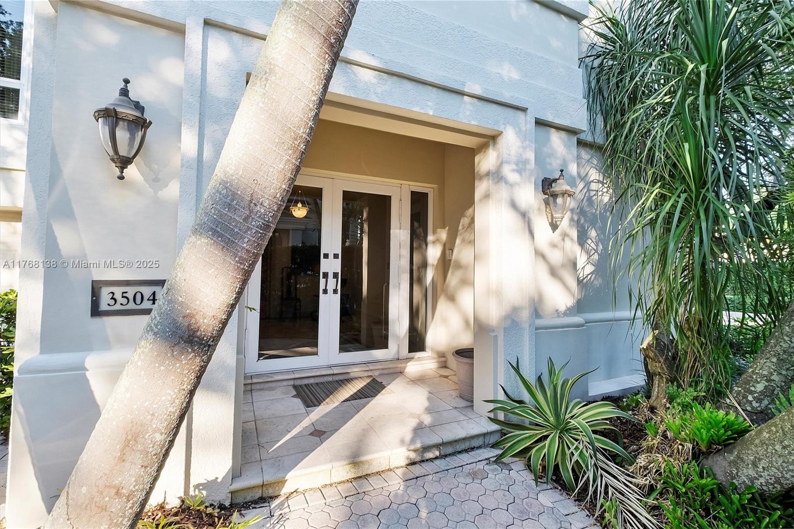 3504 Bayshore Villas Dr