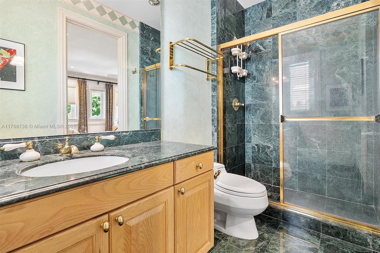 3504 Bayshore Villas Dr