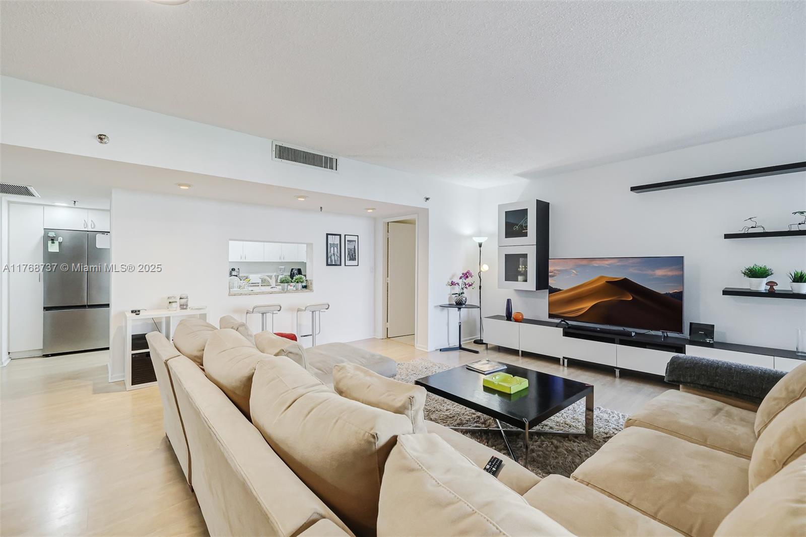 520 Brickell Key Dr # A714