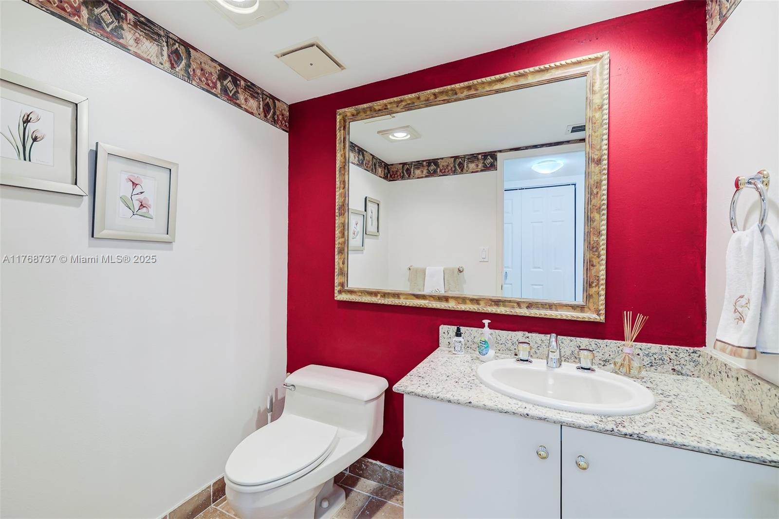 520 Brickell Key Dr # A714