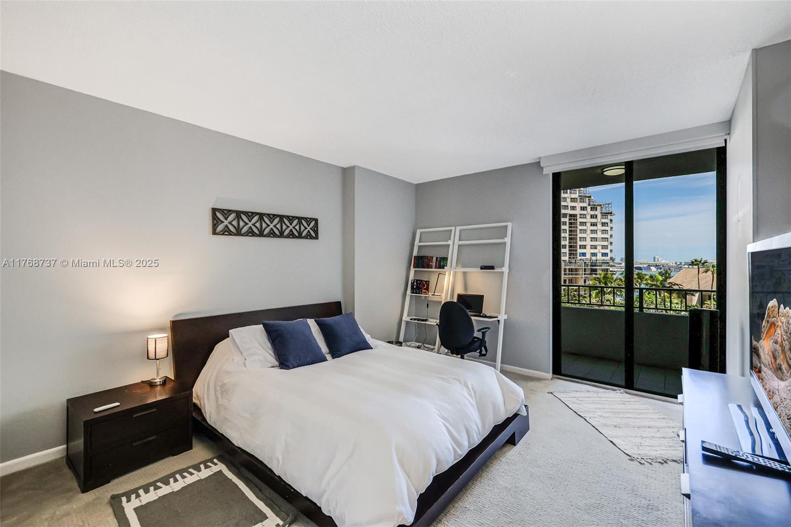 520 Brickell Key Dr # A714