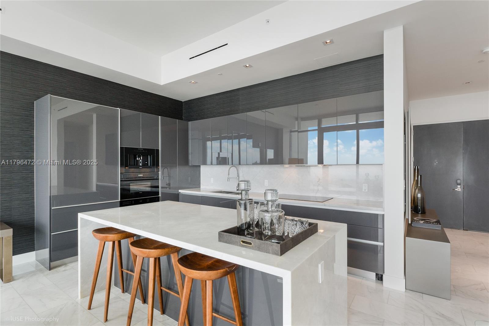 1451 Brickell Ave # 4801