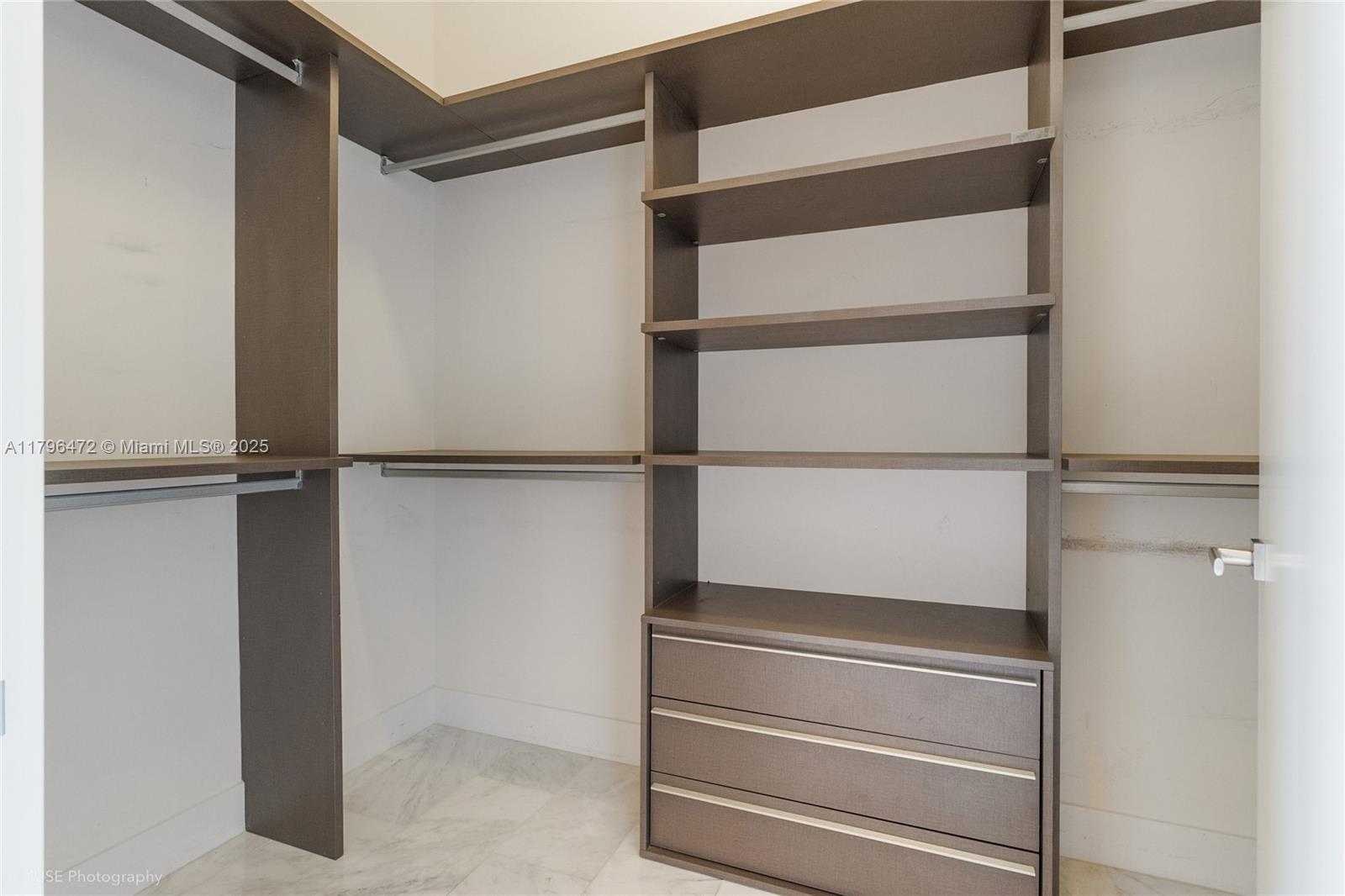 1451 Brickell Ave # 4801