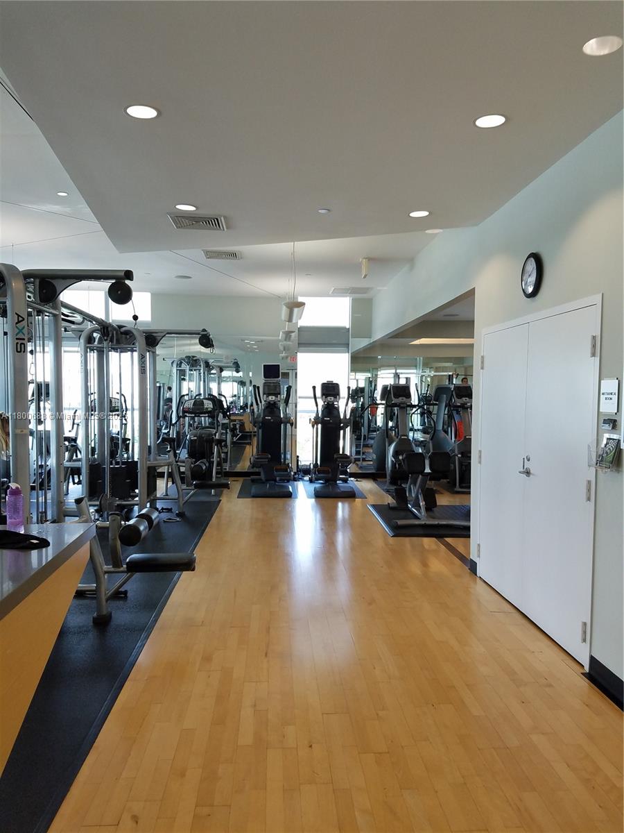 79 SW 12 St Unit: 3104-S