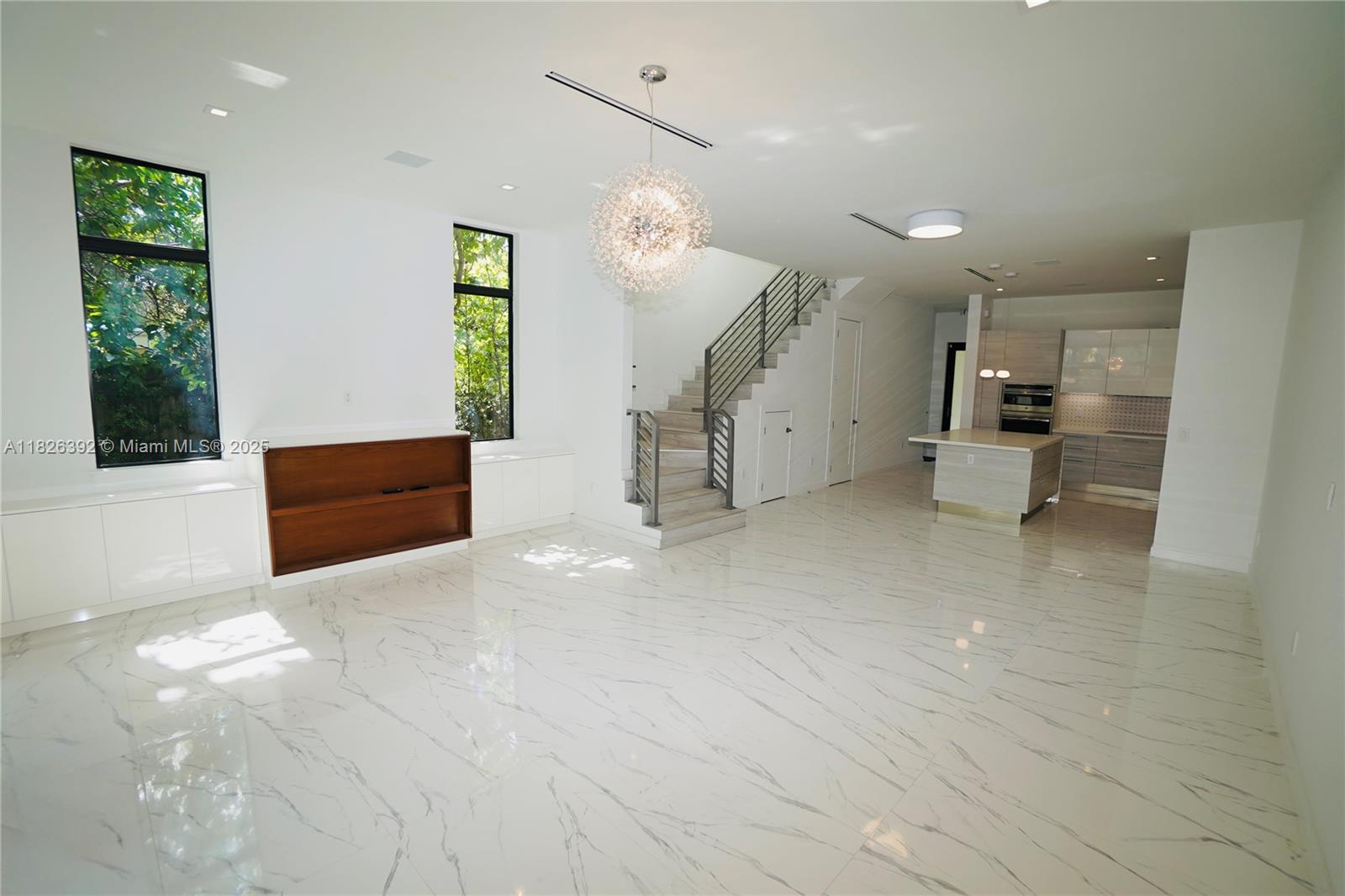 3313 Percival Ave # 3313