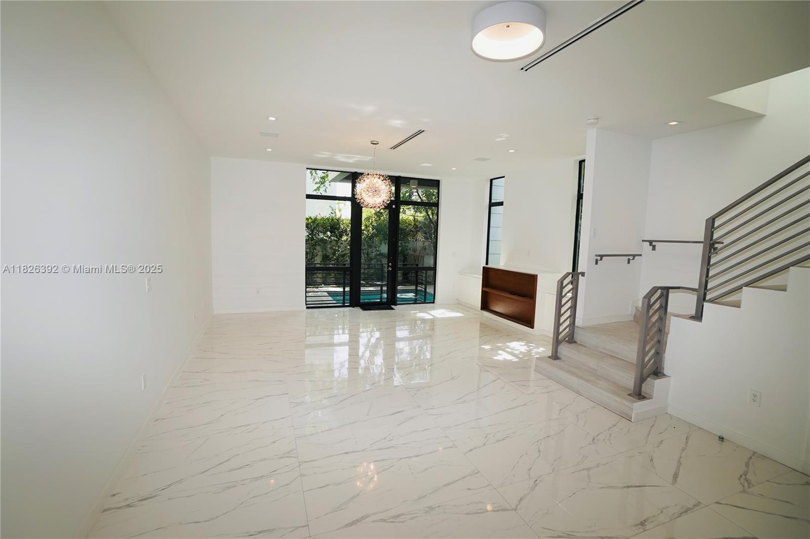 3313 Percival Ave # 3313