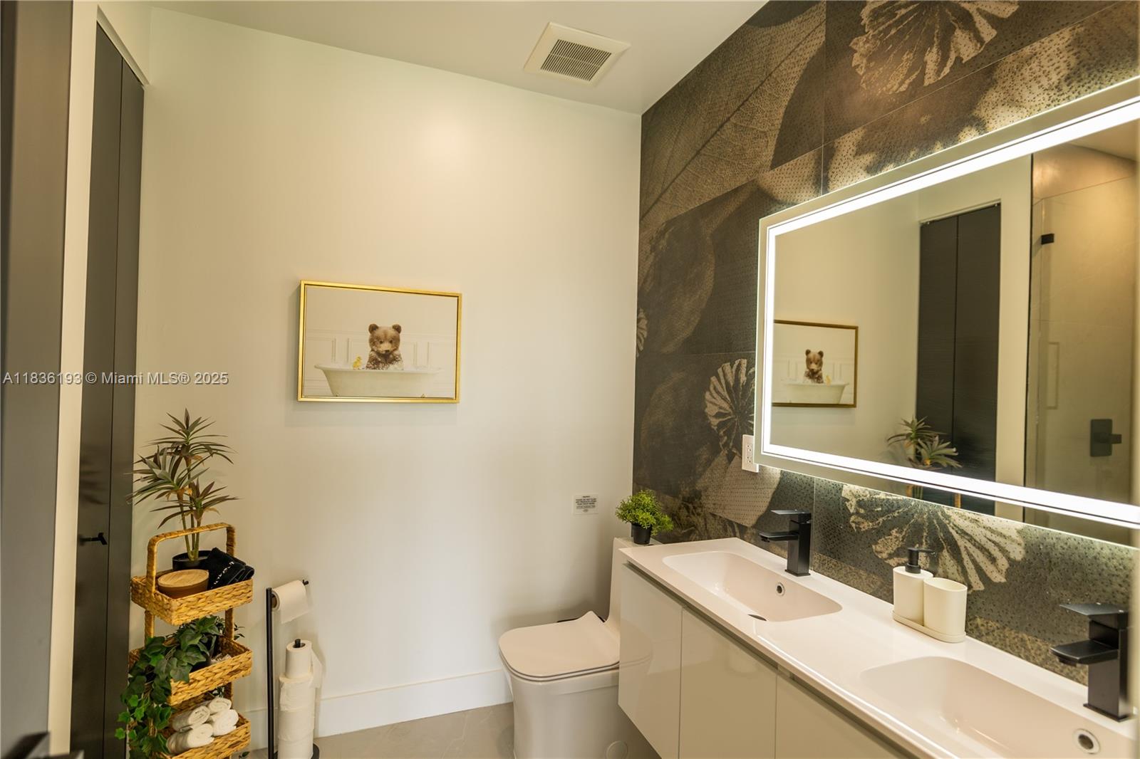 8850 NE 8th Ct # 8850