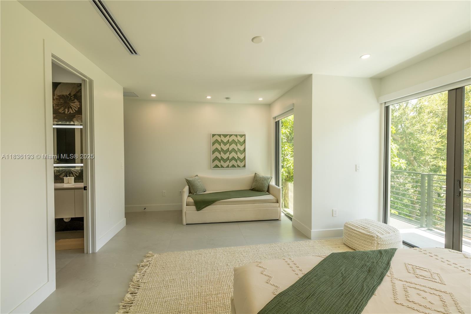 8850 NE 8th Ct # 8850