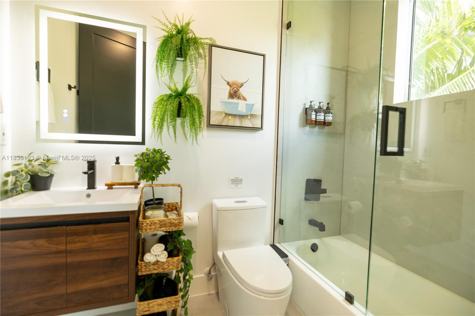 8850 NE 8th Ct # 8850