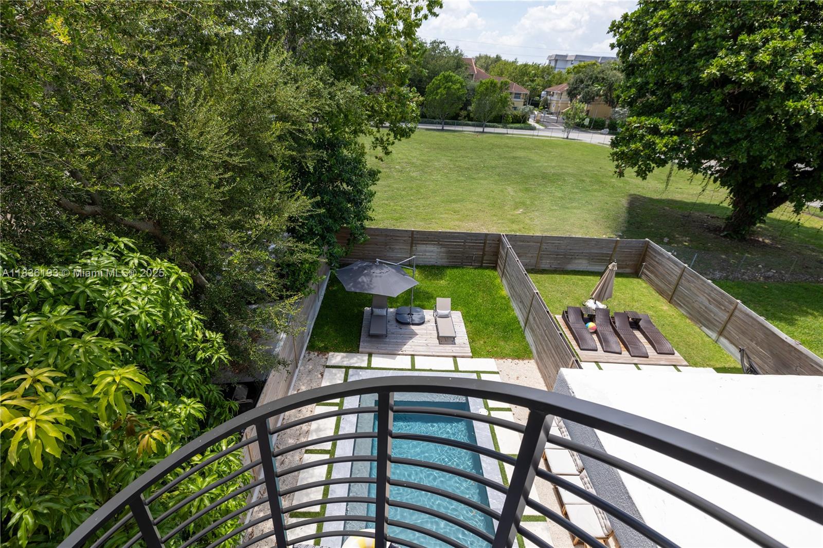 8850 NE 8th Ct # 8850