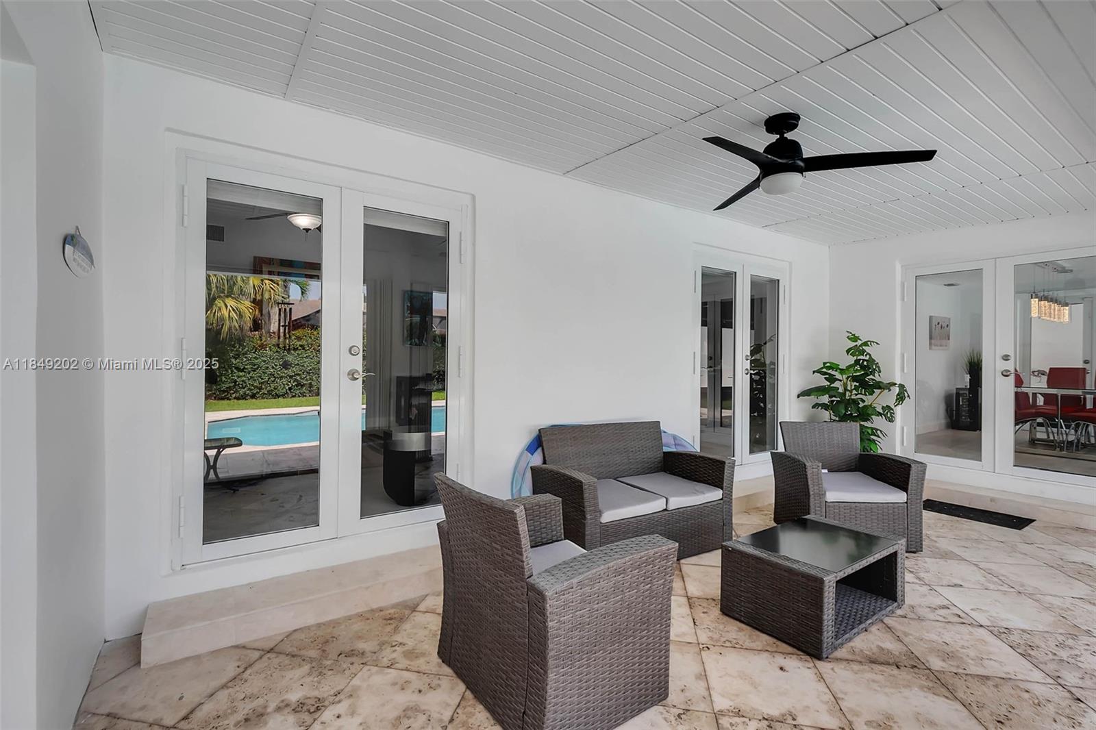 10651 SW 76th Ave, Pinecrest