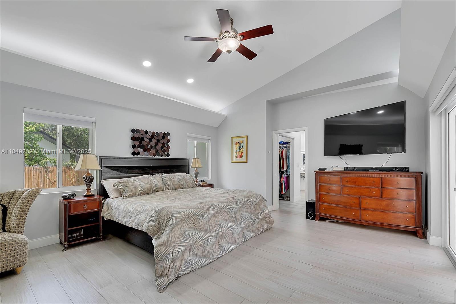 10651 SW 76th Ave, Pinecrest