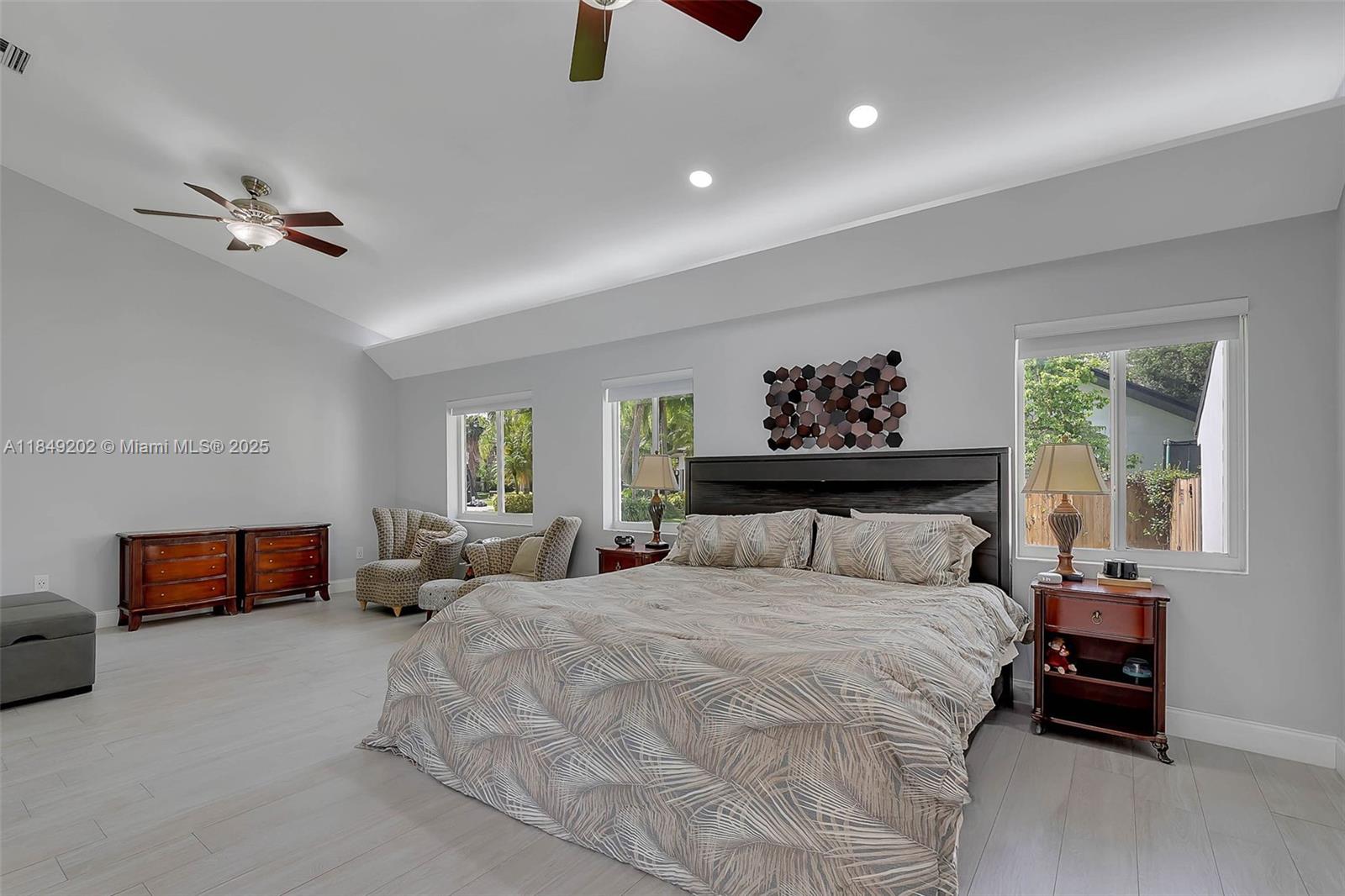 10651 SW 76th Ave, Pinecrest