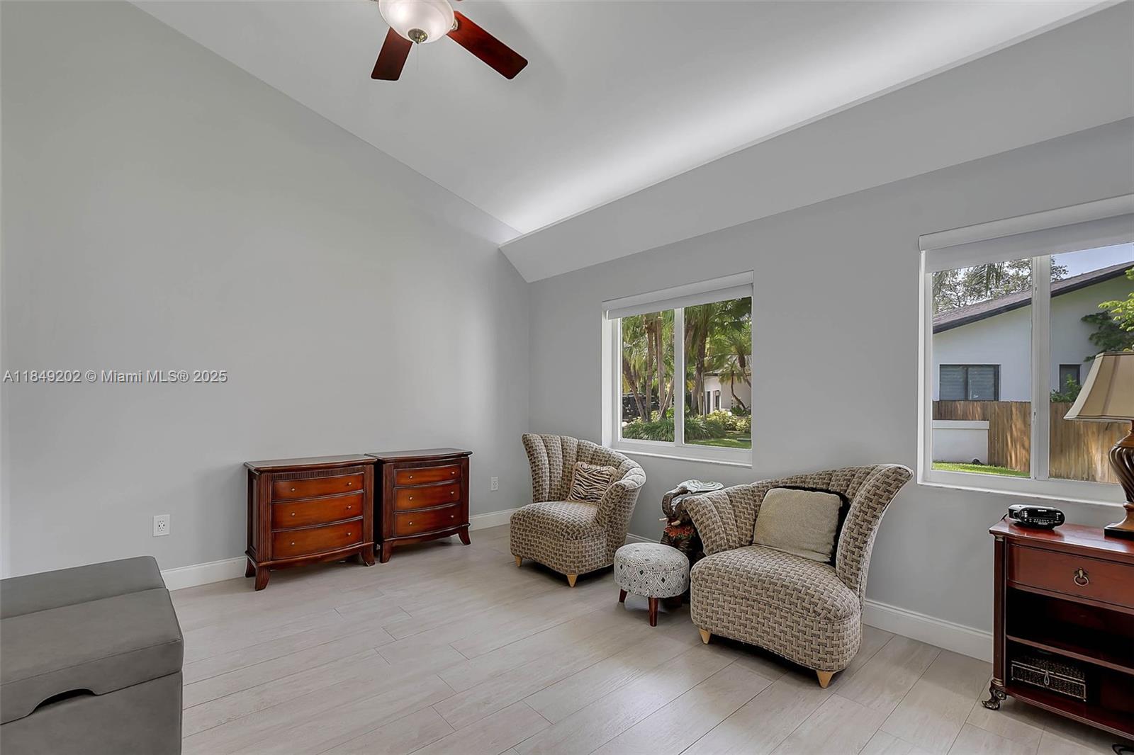 10651 SW 76th Ave, Pinecrest