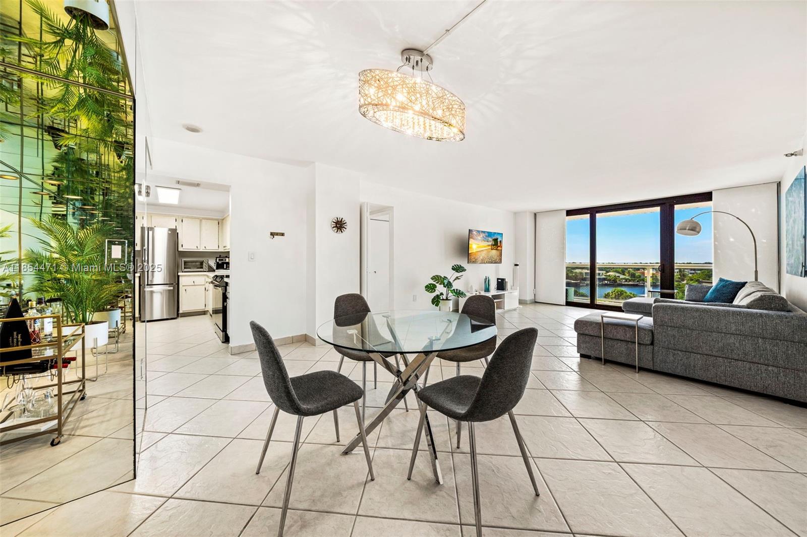 20505 E Country Club Dr # 736