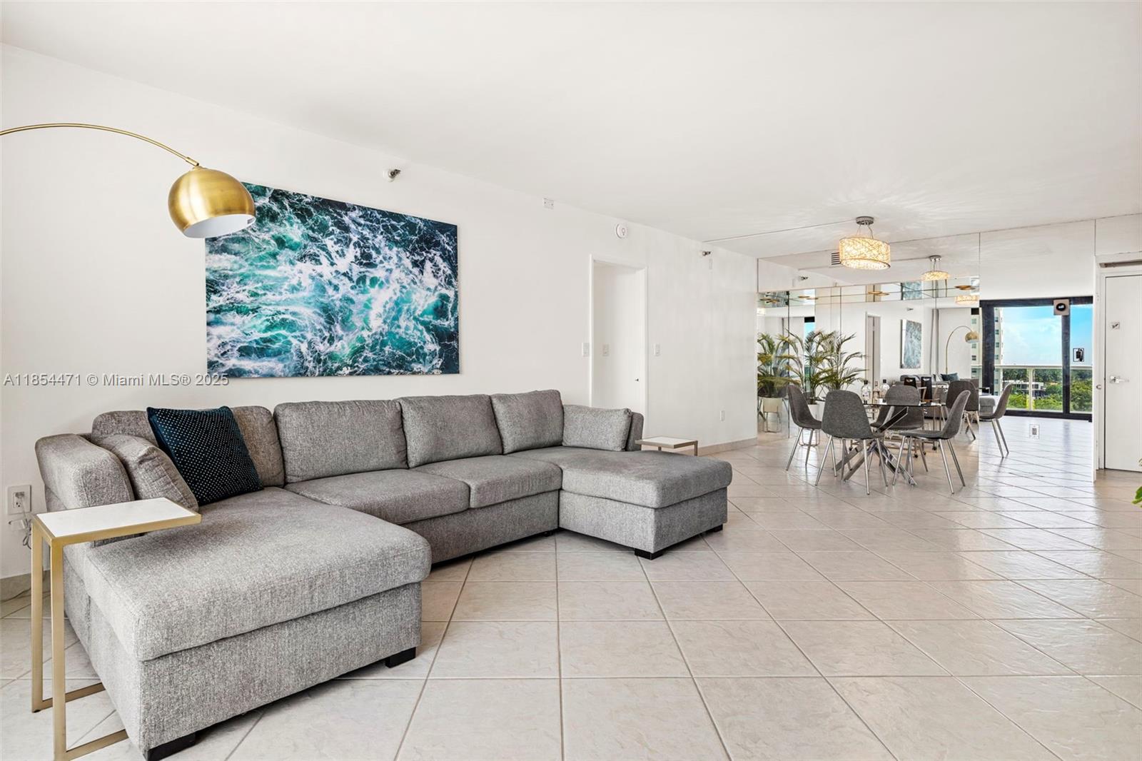 20505 E Country Club Dr # 736
