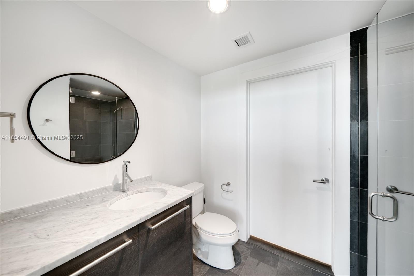 900 Biscayne Blvd # 905