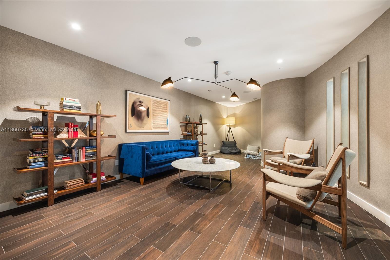 2831 S Bayshore Dr # 1701