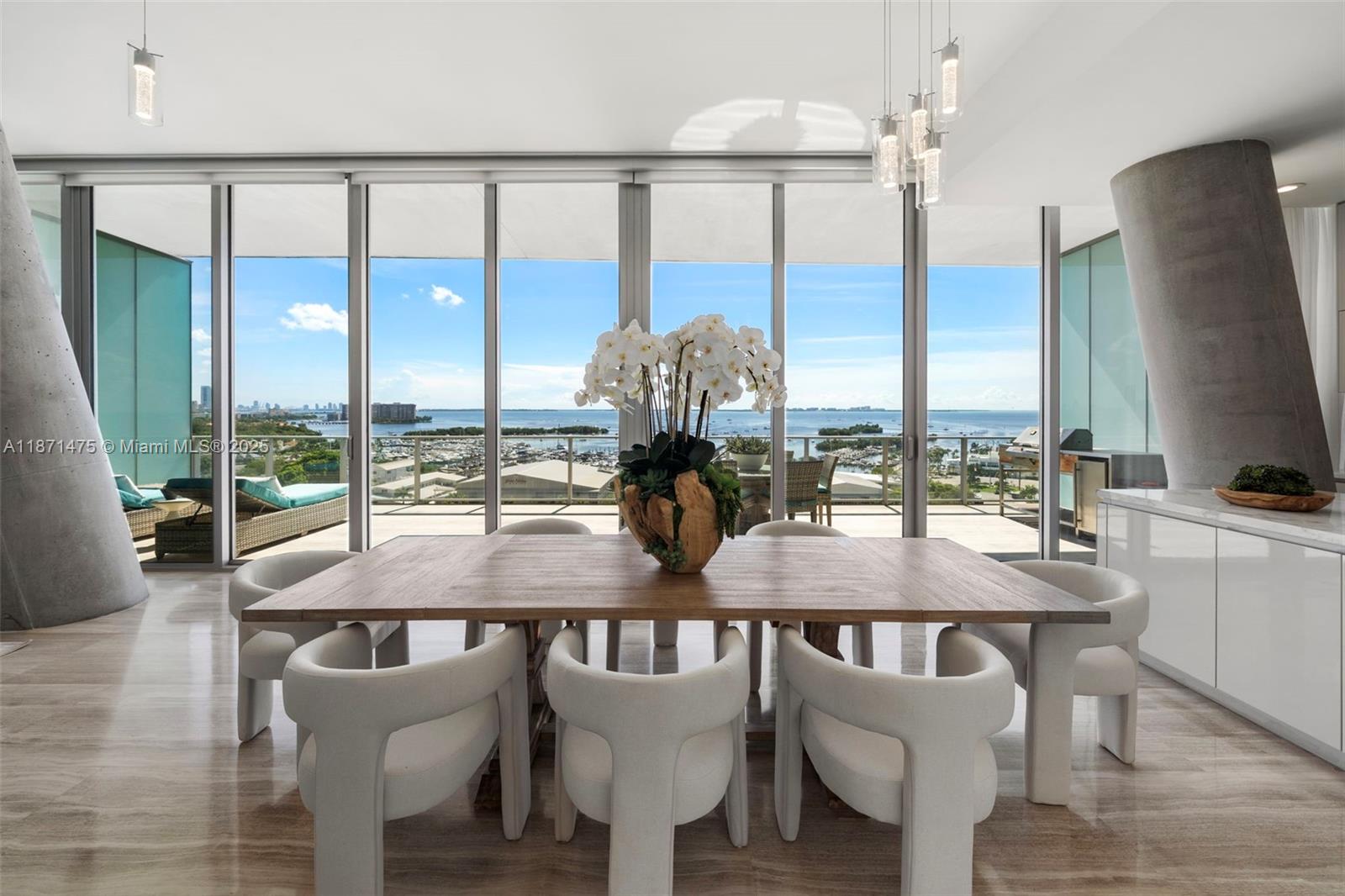 2675 S Bayshore Dr # 1103S