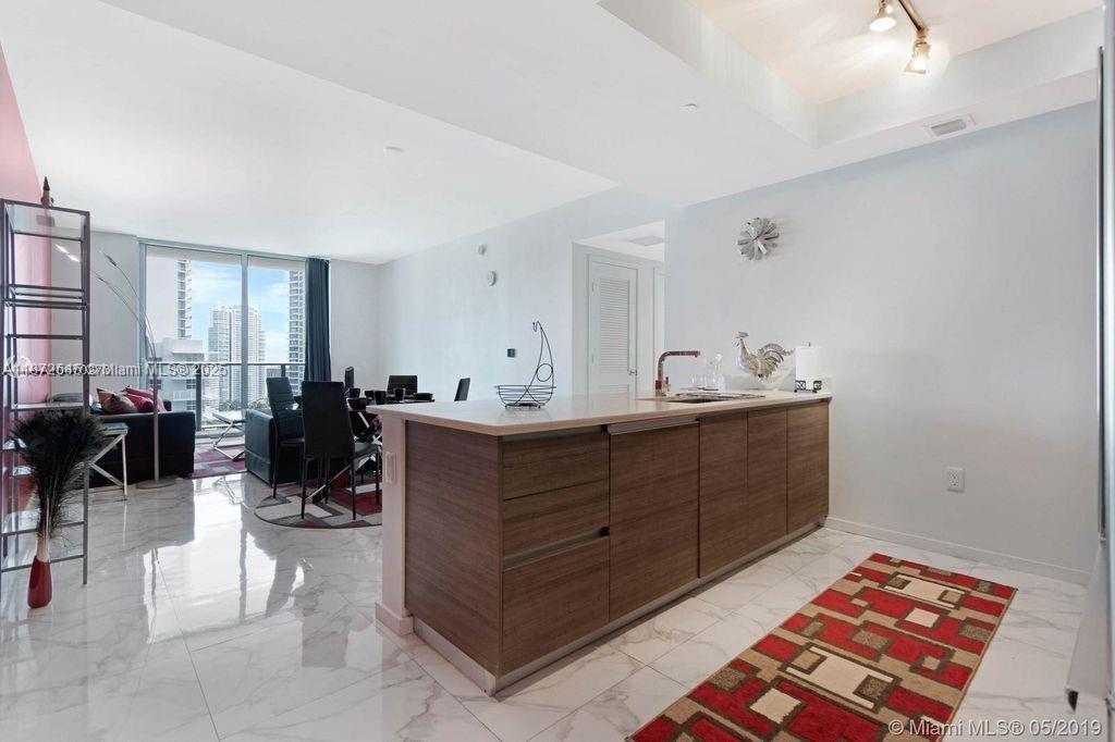 1100 S Miami Ave Unit: 2404