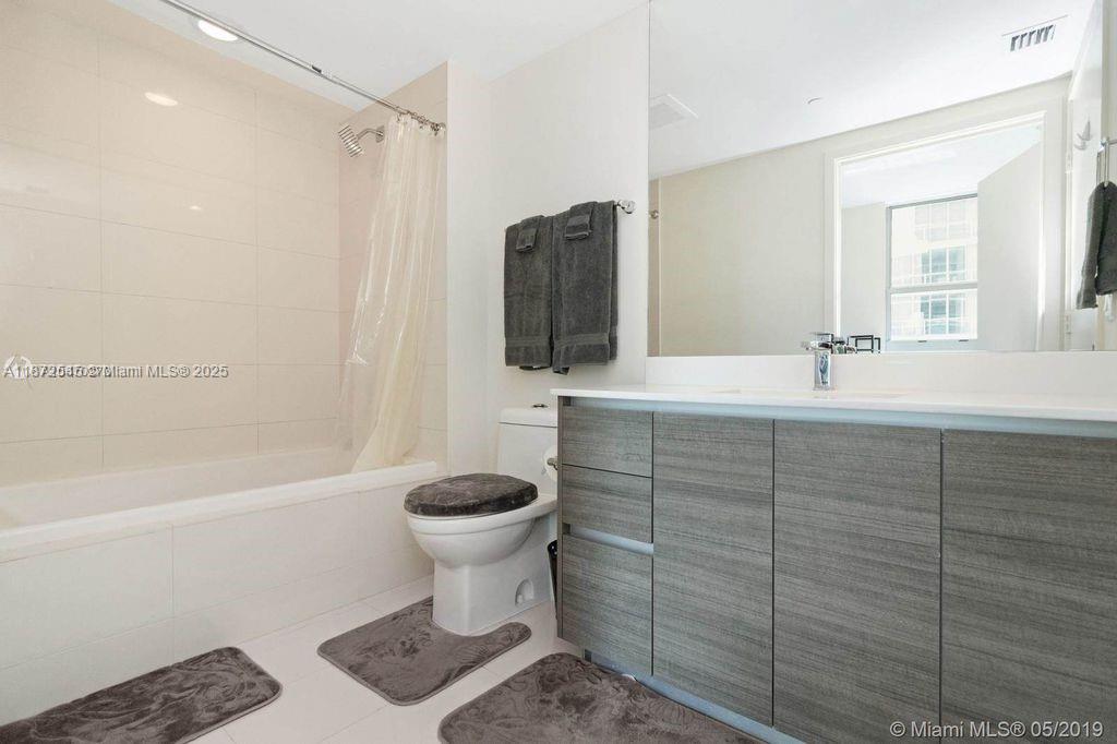 1100 S Miami Ave Unit: 2404
