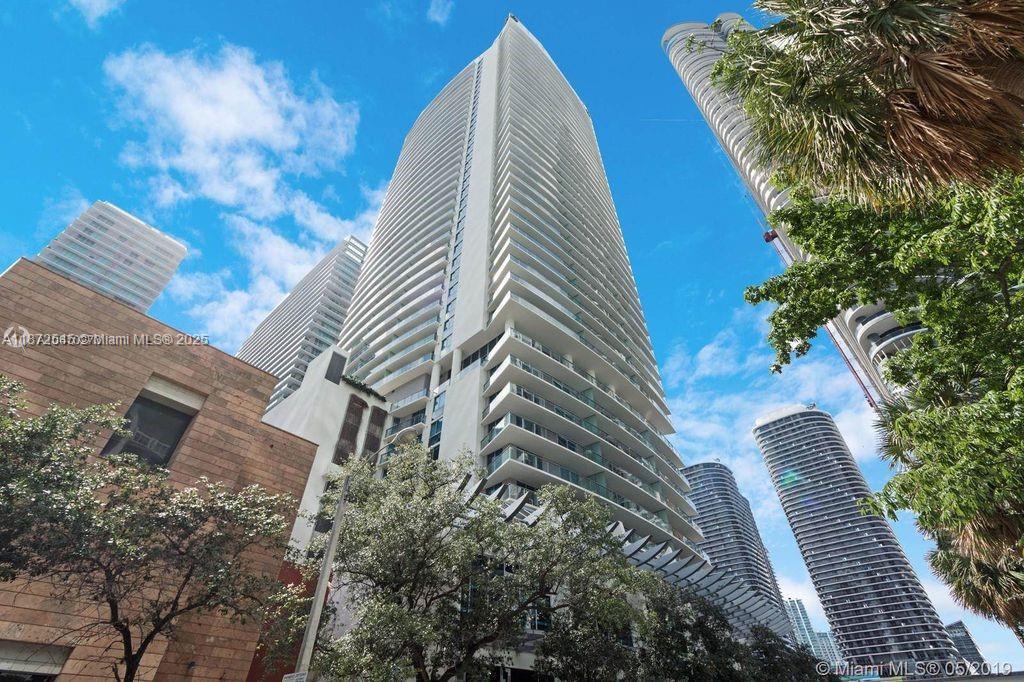 1100 S Miami Ave Unit: 2404