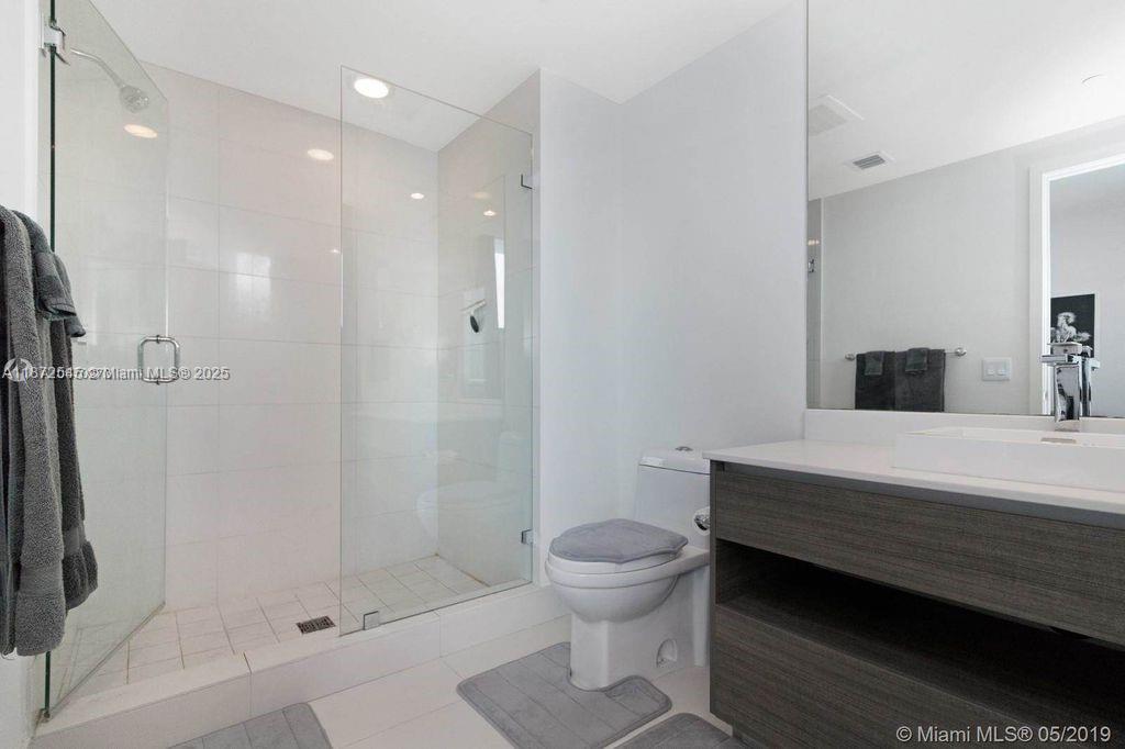 1100 S Miami Ave Unit: 2404