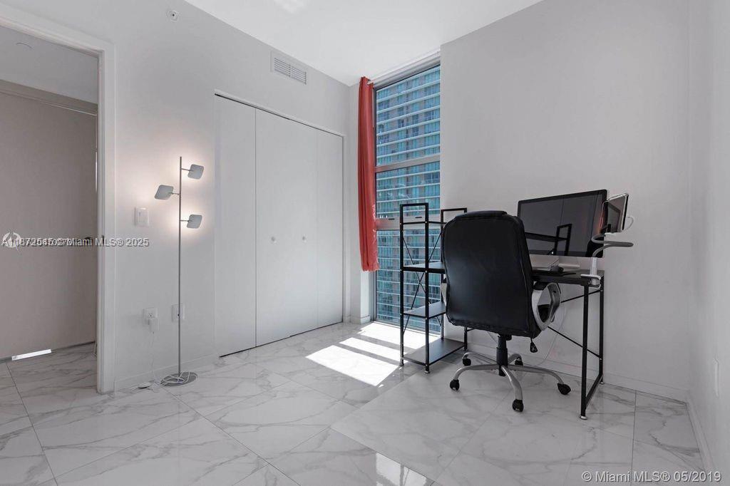 1100 S Miami Ave Unit: 2404