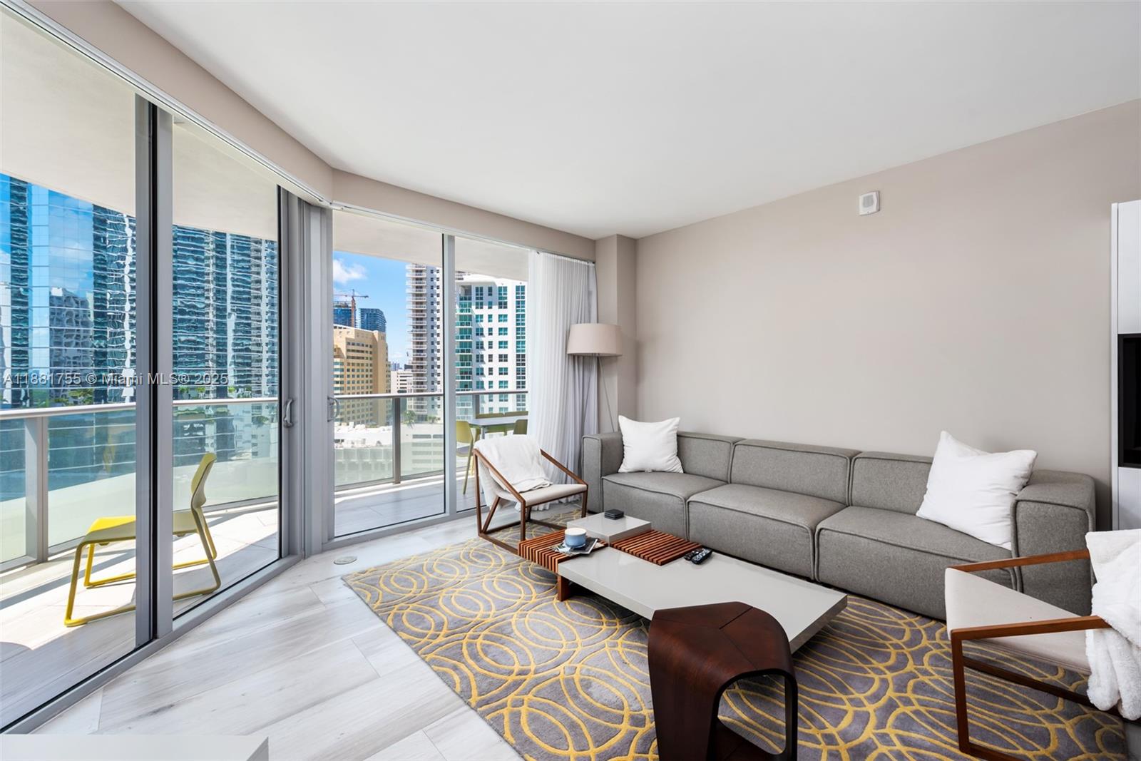 1300 Brickell Bay Dr # 1702