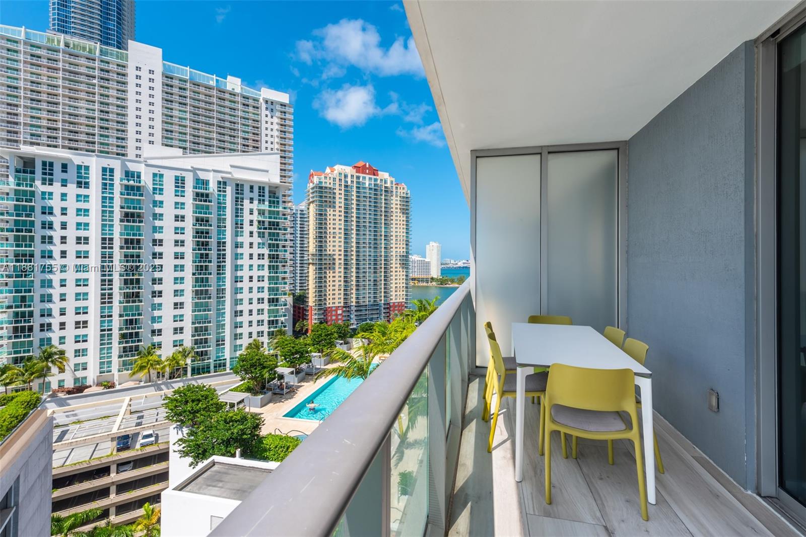 1300 Brickell Bay Dr # 1702