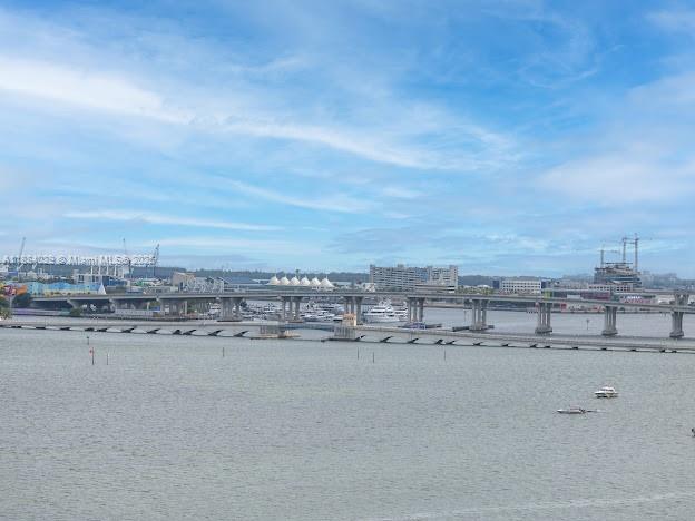 700 NE 24th St # 1006