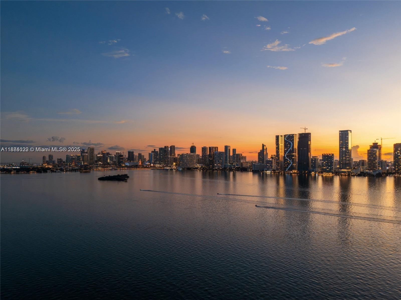 700 NE 24th St # 1006