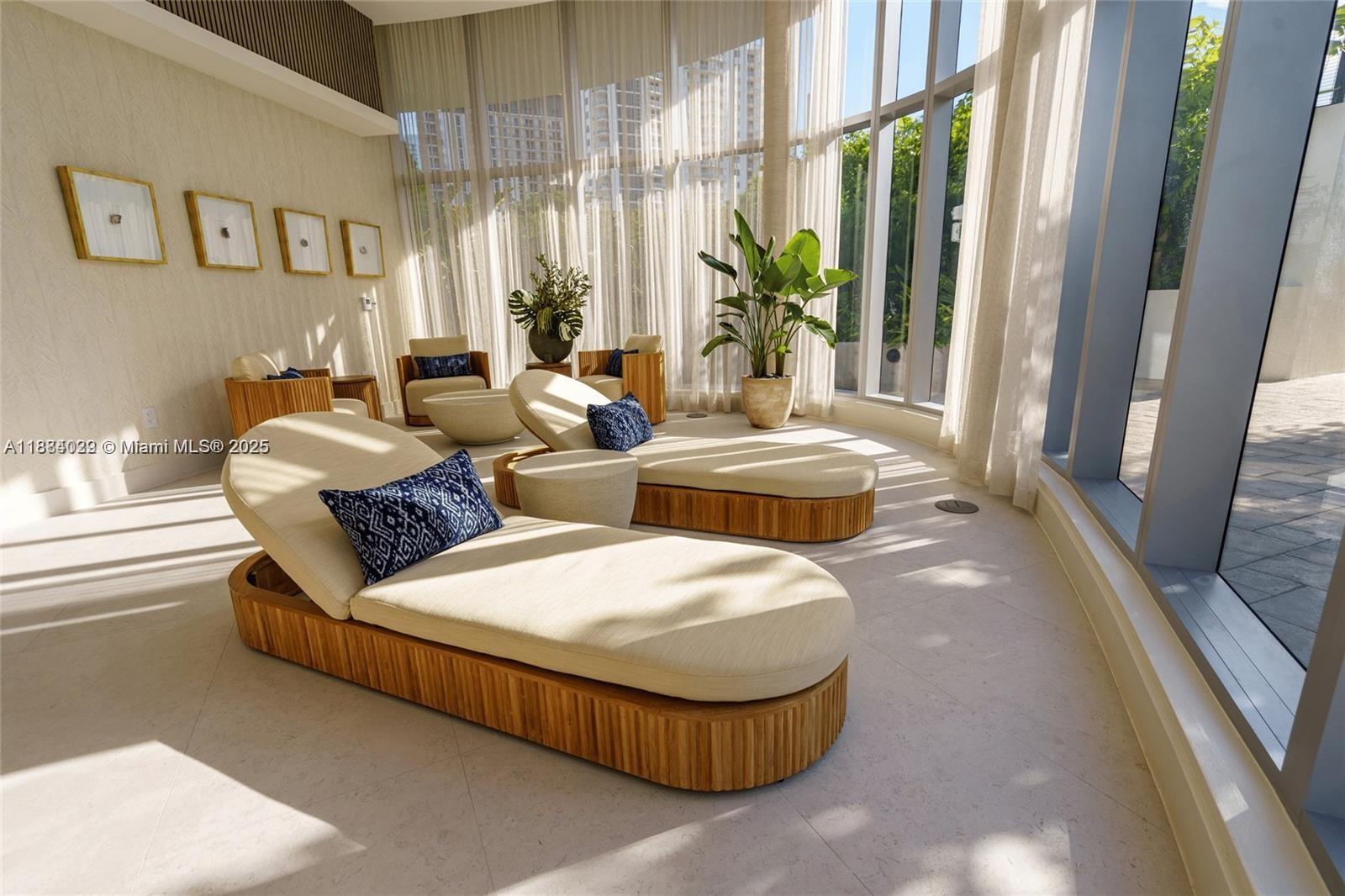 700 NE 24th St # 1006