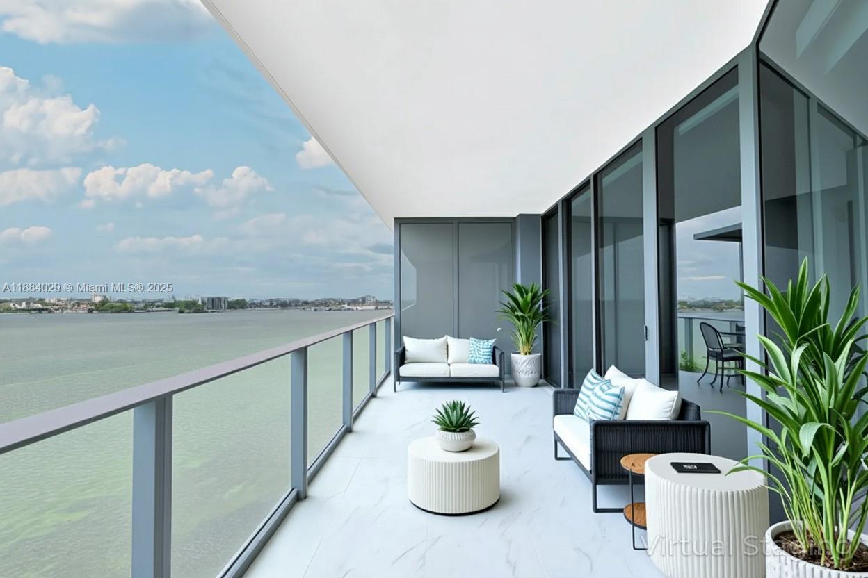 700 NE 24th St # 1006