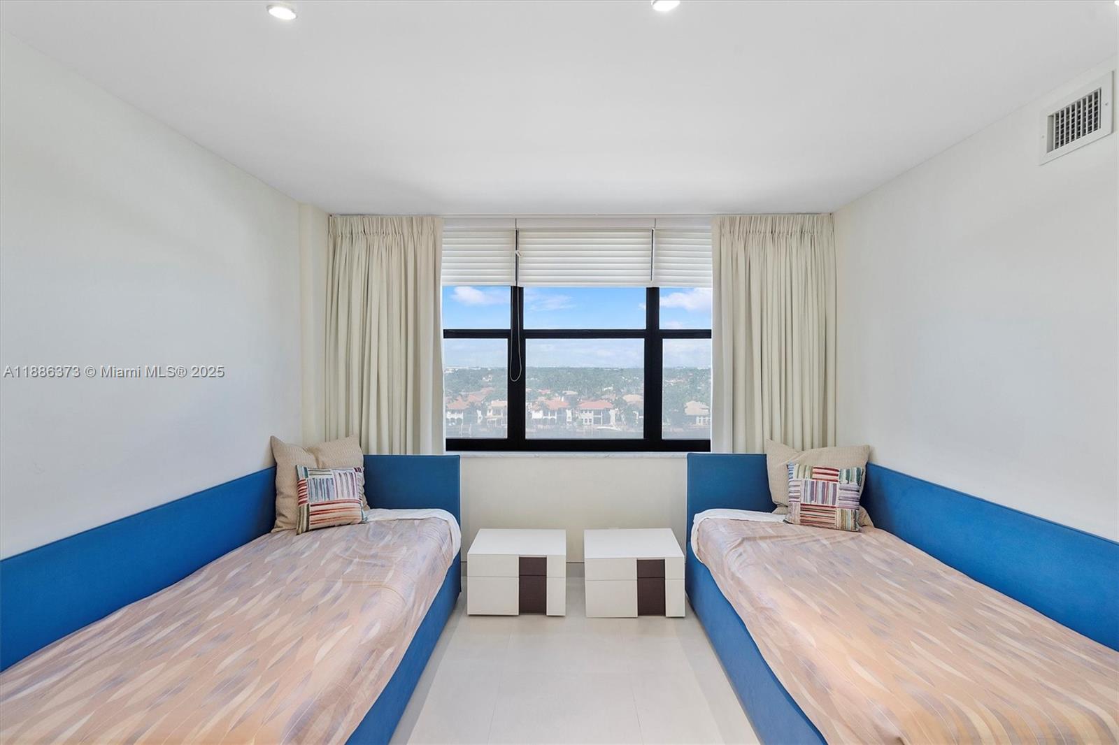 2401 S Ocean Dr # 905