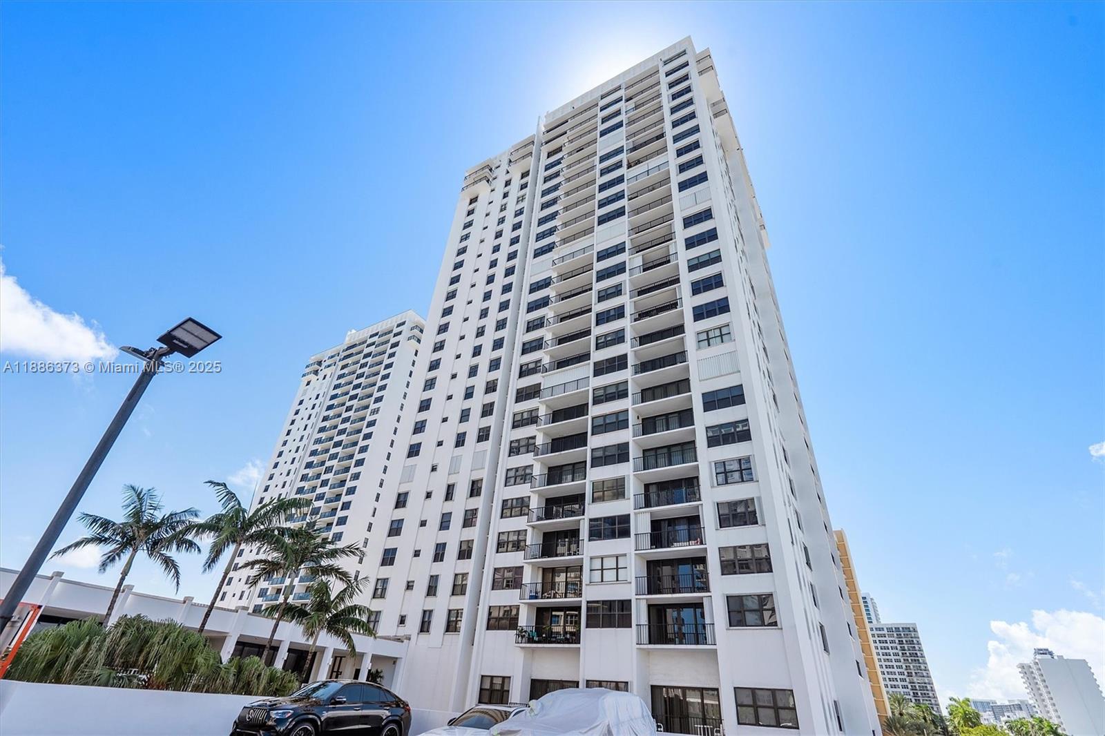 2401 S Ocean Dr # 905