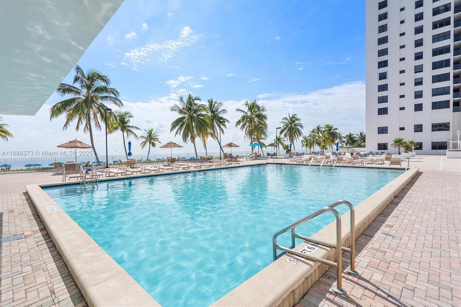 2401 S Ocean Dr # 905