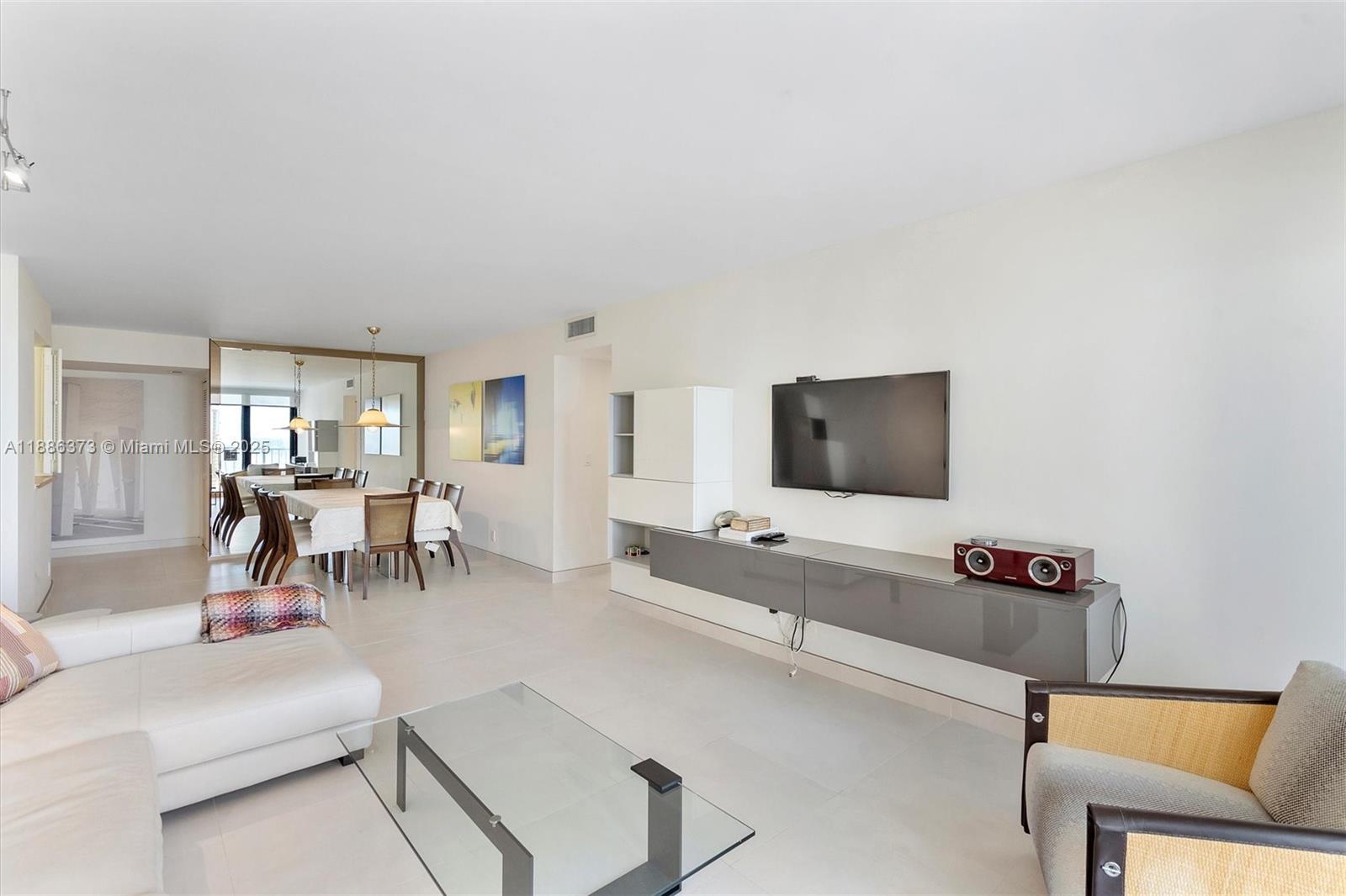 2401 S Ocean Dr # 905