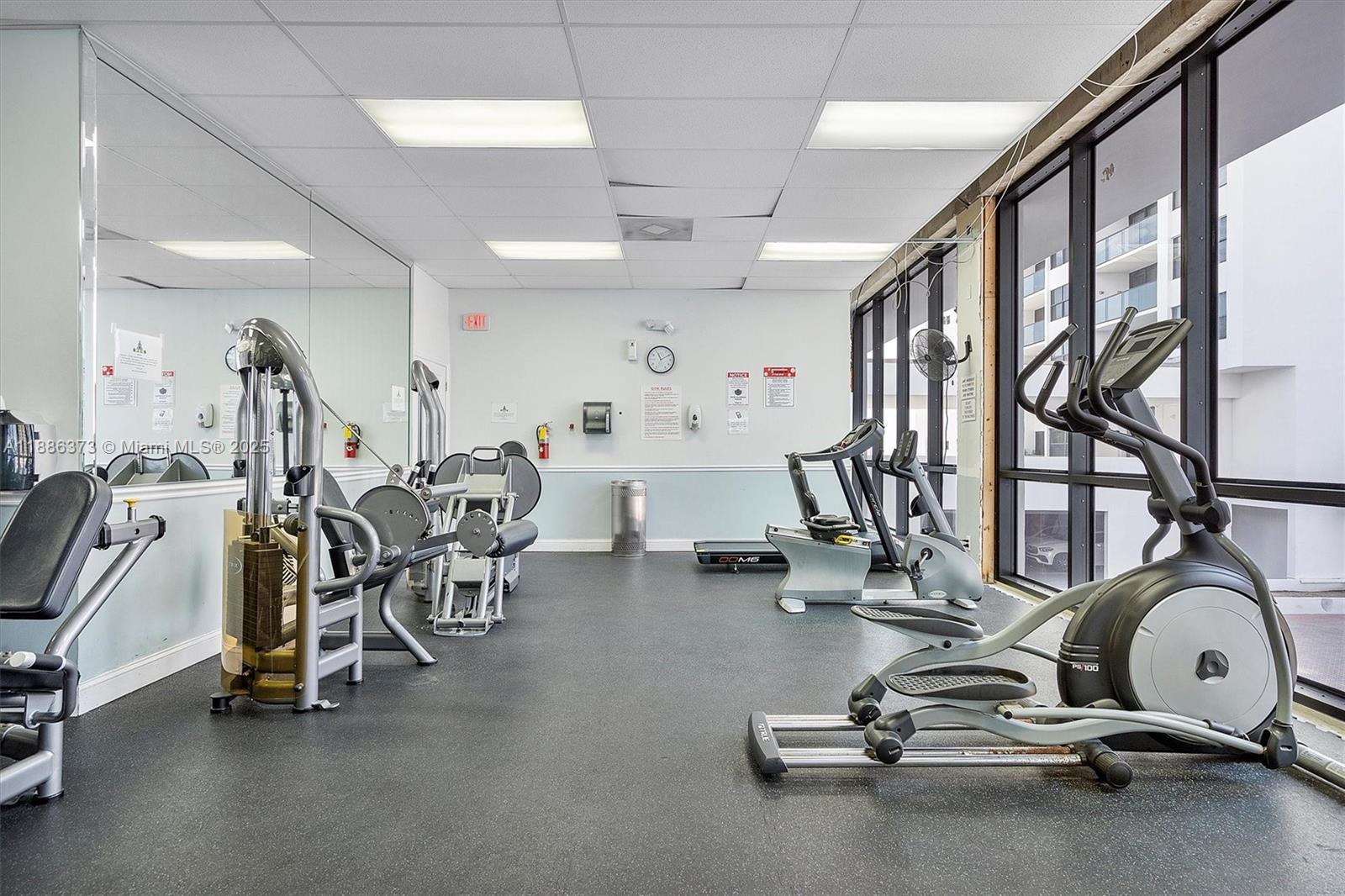 2401 S Ocean Dr # 905