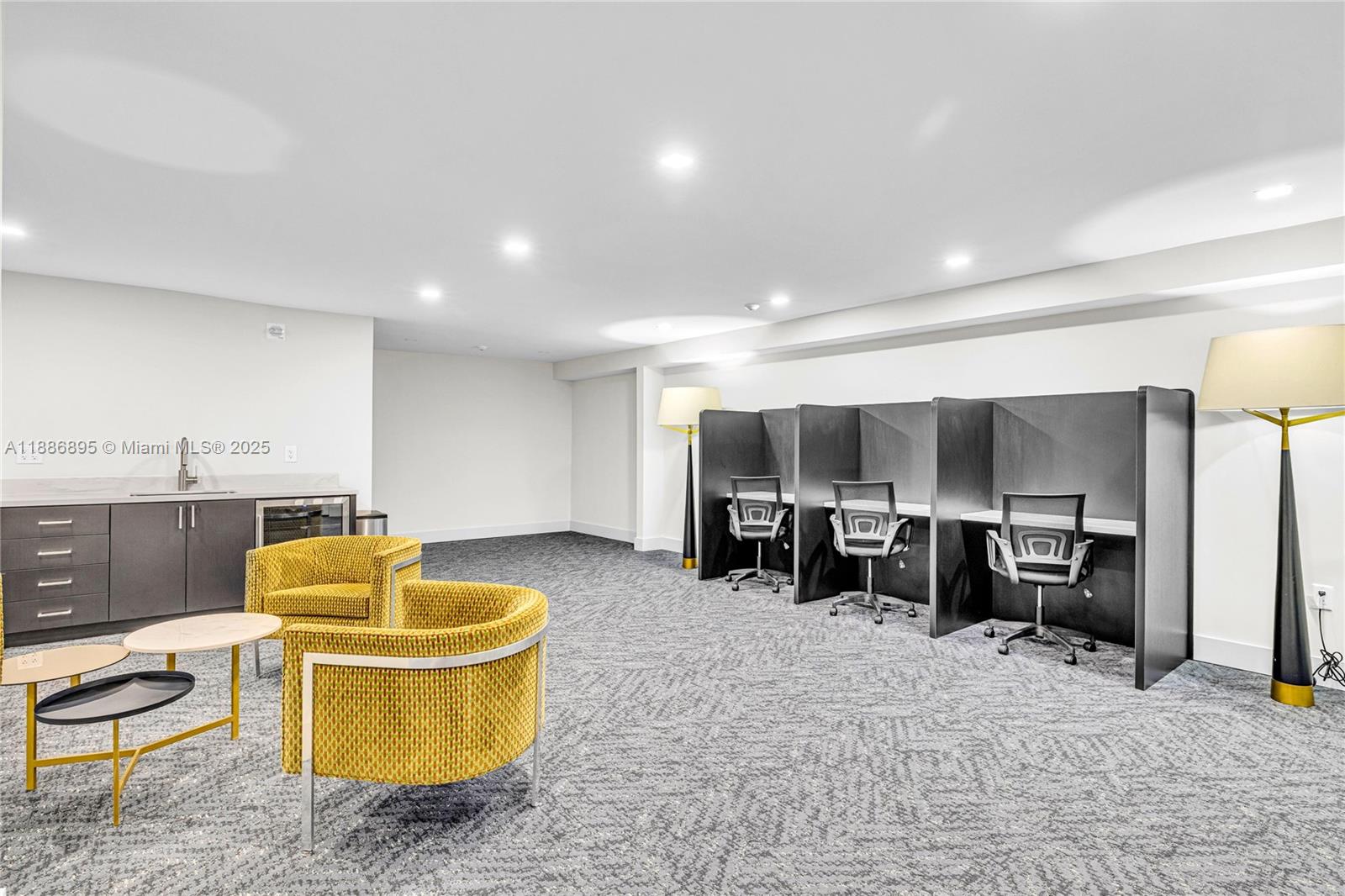 11 Island Ave # 2010