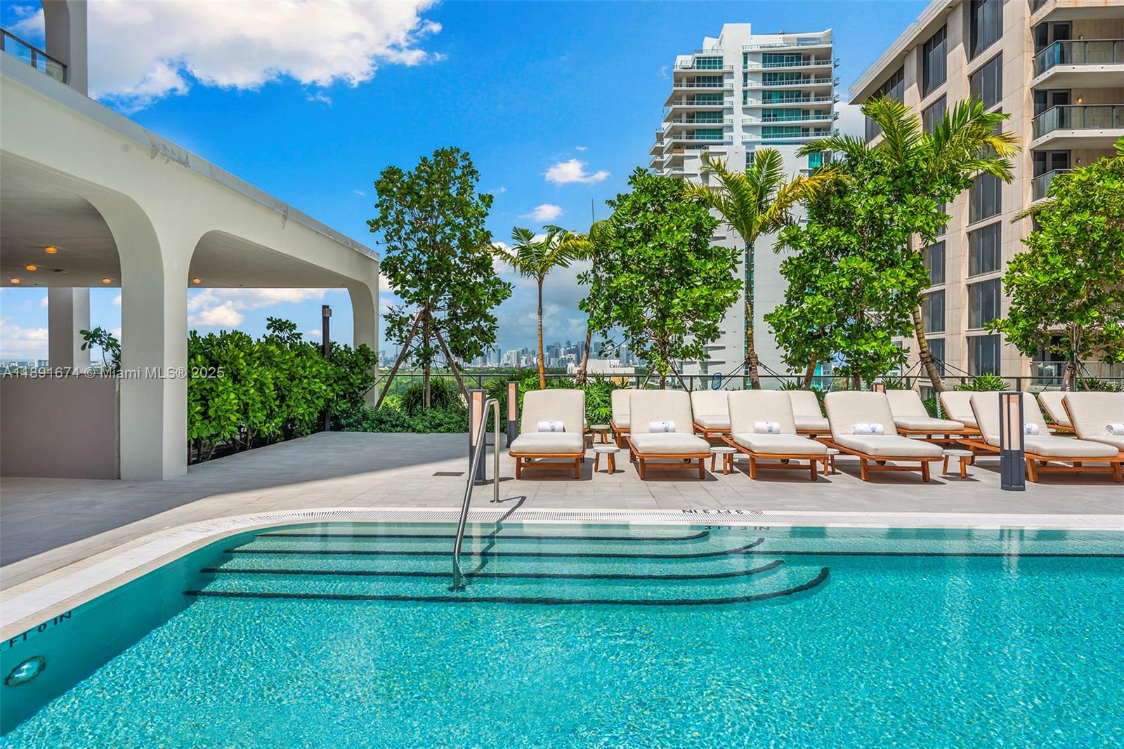 2678 Tigertail Avenue # 1101