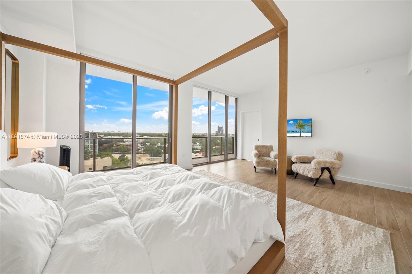2678 Tigertail Avenue # 1101