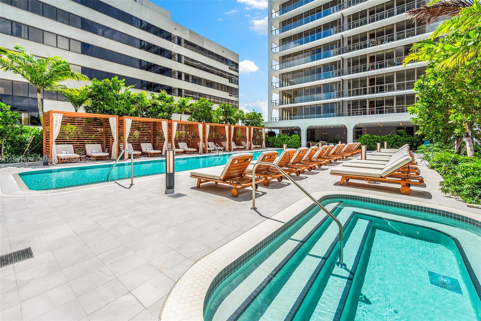 2678 Tigertail Avenue # 1101