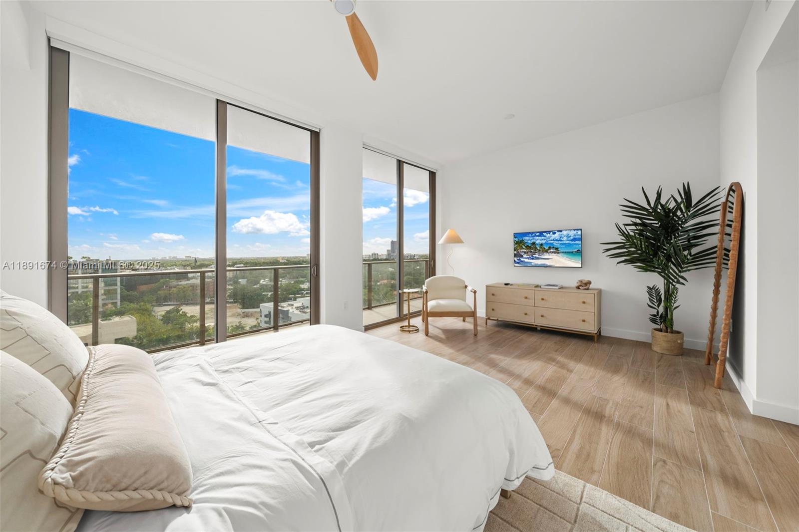 2678 Tigertail Avenue # 1101