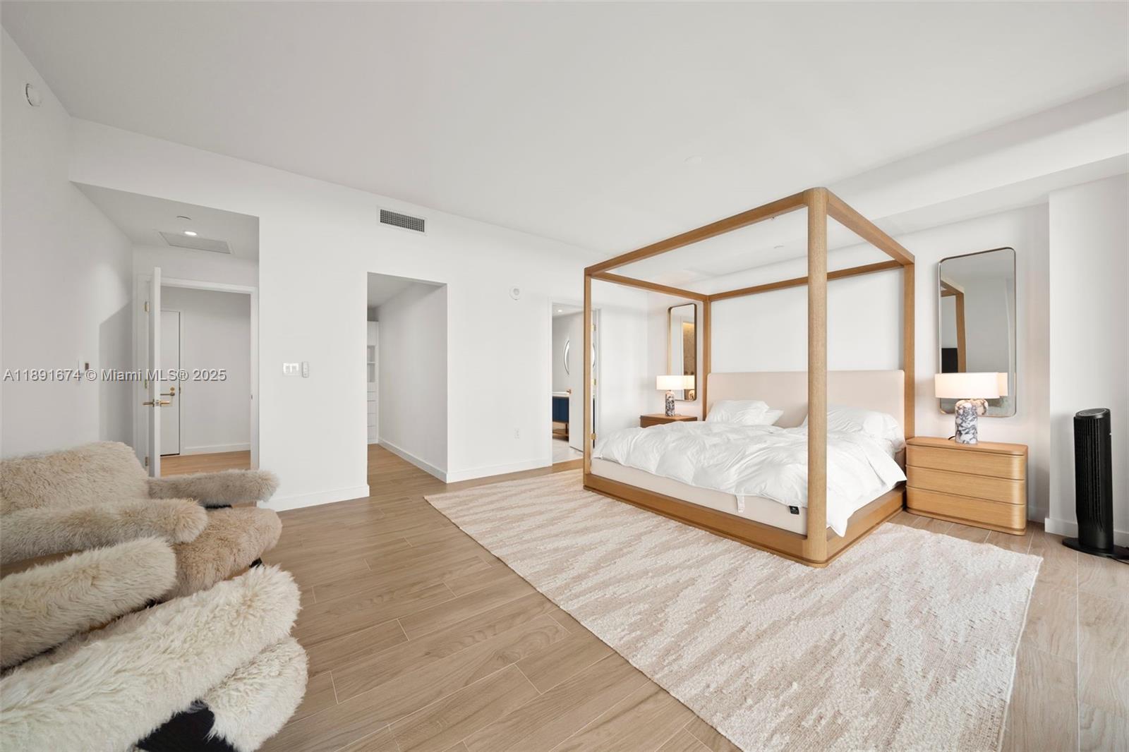 2678 Tigertail Avenue # 1101