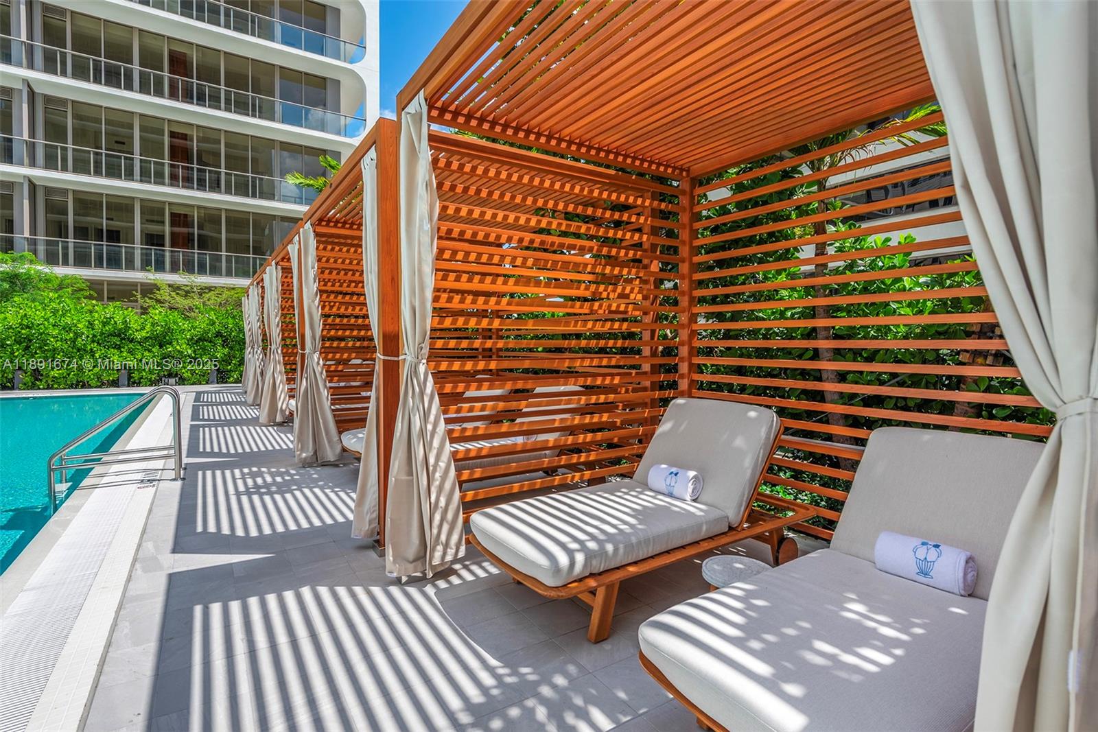 2678 Tigertail Avenue # 1101