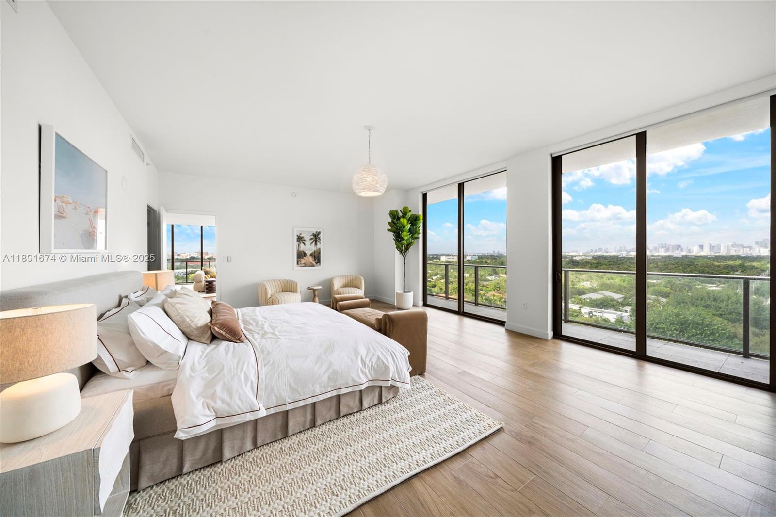 2678 Tigertail Avenue # 1101