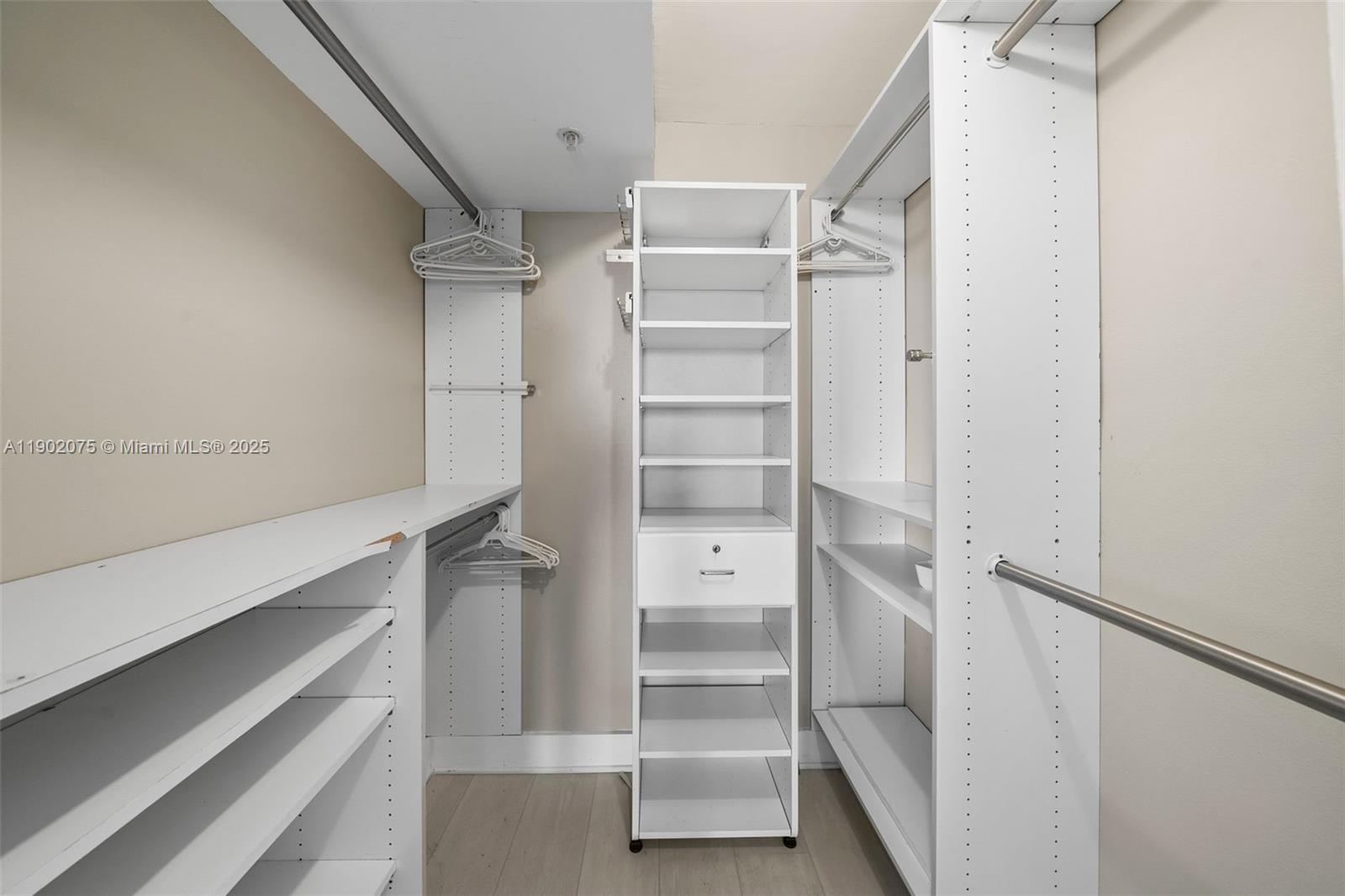 20505 E Country Club Drive # 1232, Aventura Unit: 1232